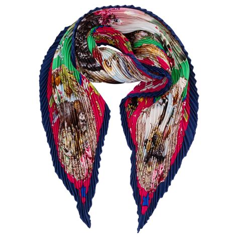 celebrity hermes scarf|hermes pleated scarf price.